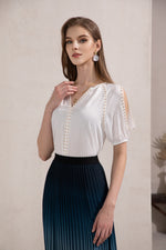 TAHARI STUDDED BLOUSE