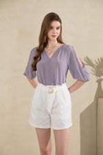 TAHARI SILK BLOUSE